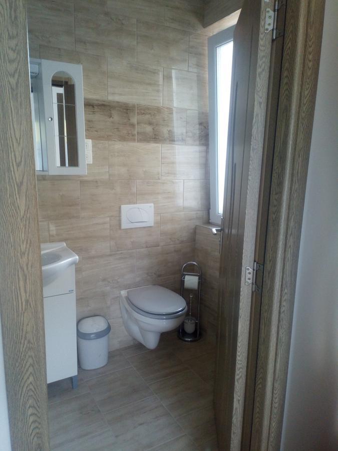 Anikó Apartmanház Balatonföldvár Habitación foto
